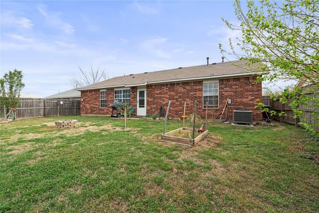 936 NW 15th Street, Moore, OK 73160