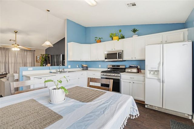 936 NW 15th Street, Moore, OK 73160