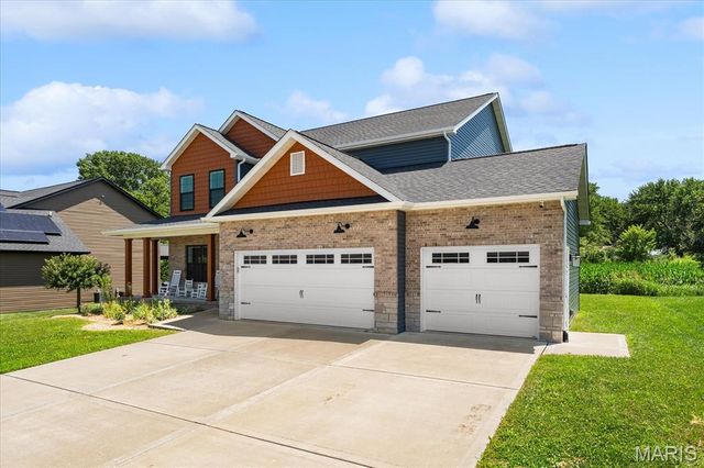 748 Seagate Drive, O'fallon, IL 62269