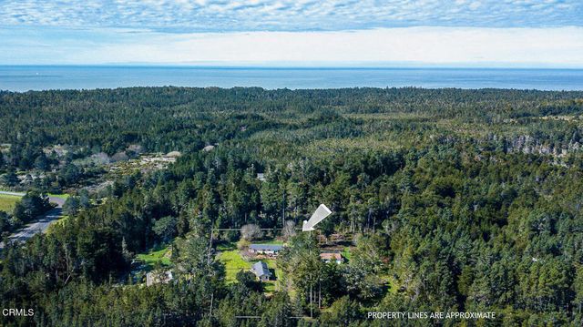 14100 Prairie Way, Mendocino, CA 95460