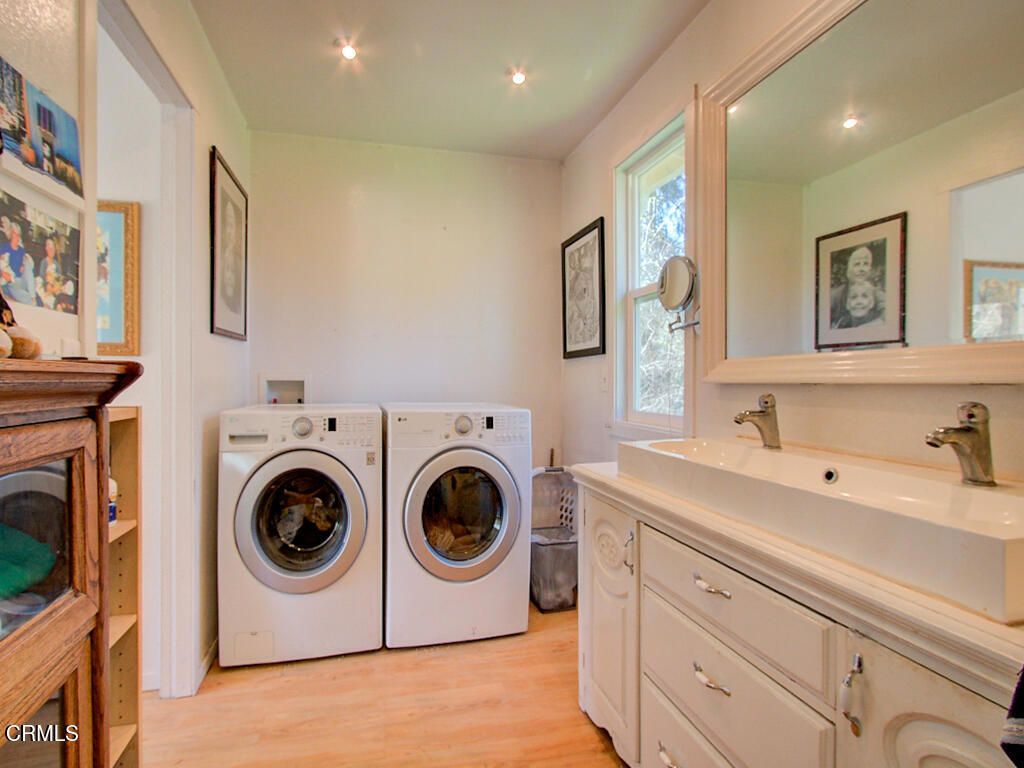 Image 20 of property listing at 14100 Prairie Way, Mendocino, CA 95460