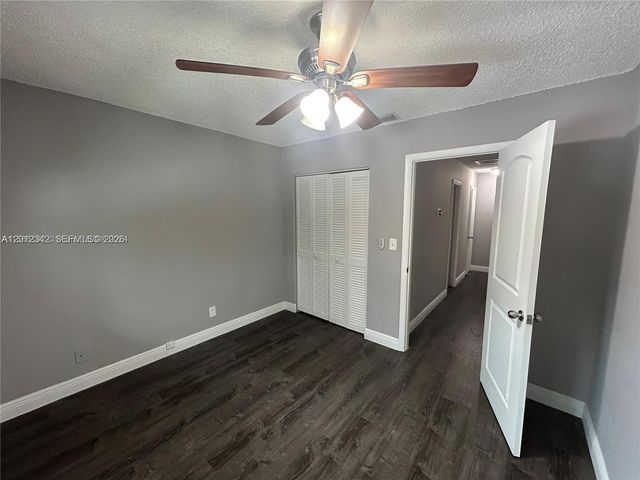 29 Madrid Ln 8-9, Davie, FL 33324
