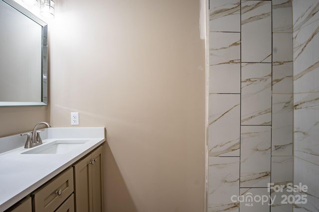 1818 Maple Lane, Lincolnton, NC 28092