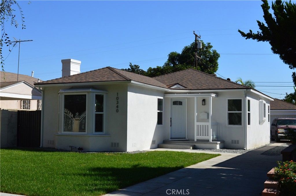 10340 Jackson Avenue, South Gate, CA 90280 — photo 2