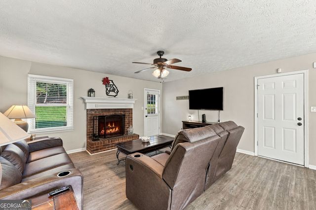2674 Highland Park Drive, Gainesville, GA 30506