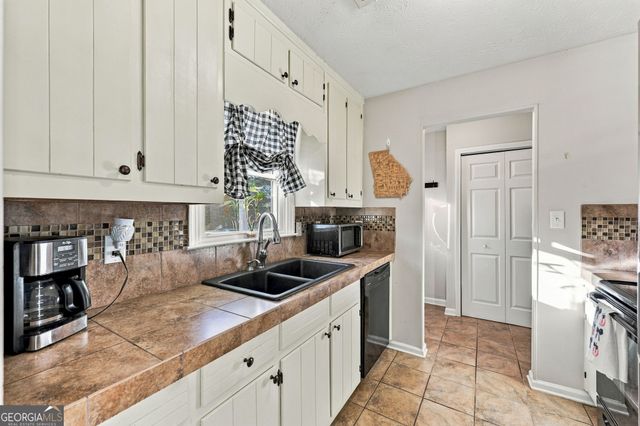 2674 Highland Park Drive, Gainesville, GA 30506