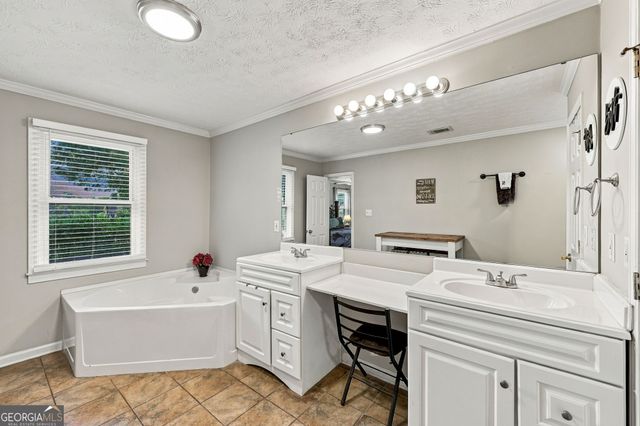 2674 Highland Park Drive, Gainesville, GA 30506