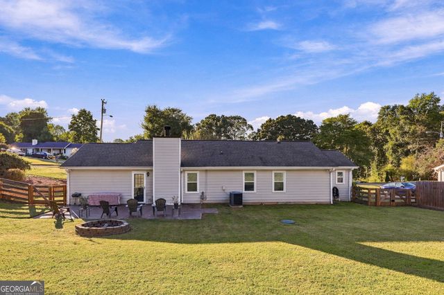 2674 Highland Park Drive, Gainesville, GA 30506