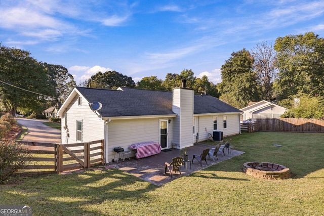 2674 Highland Park Drive, Gainesville, GA 30506