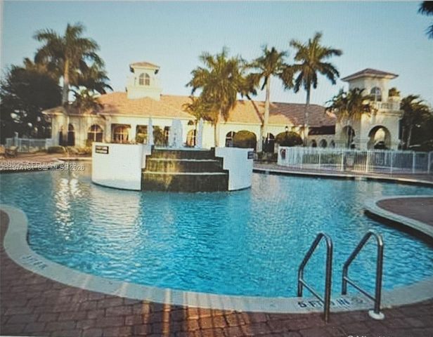 7983 NW 18th Ct 0, Pembroke Pines, FL 33024