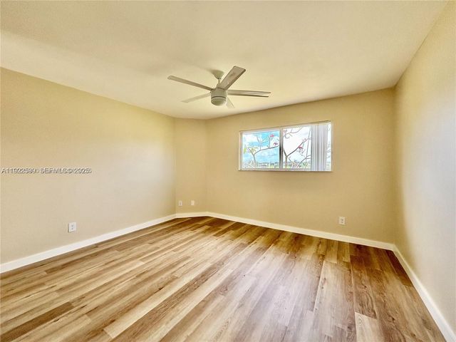 3449 NW 44th St 101, Oakland Park, FL 33309