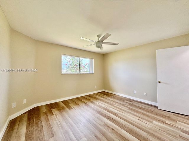 3449 NW 44th St 101, Oakland Park, FL 33309