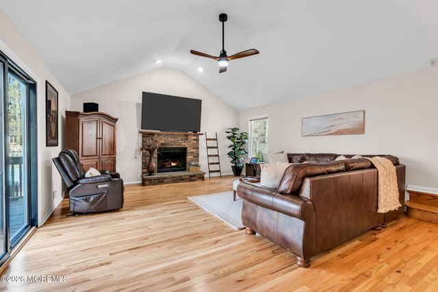 211 Yale Drive, Lincroft, NJ 07738