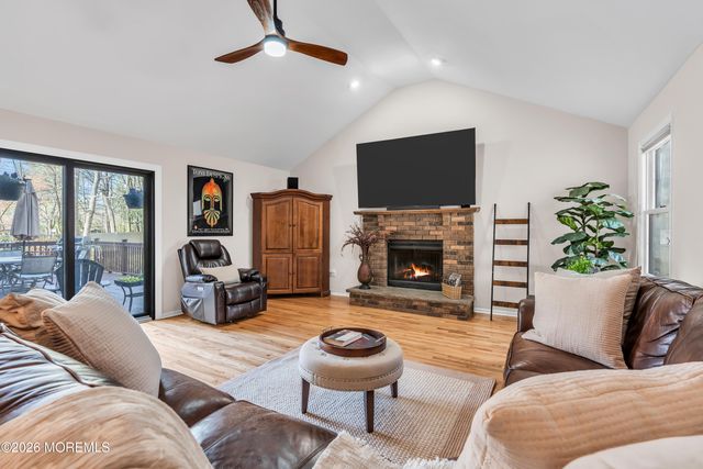 211 Yale Drive, Lincroft, NJ 07738