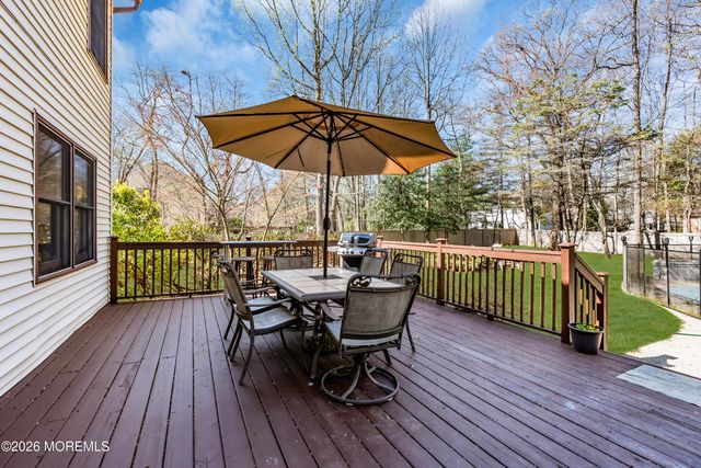 211 Yale Drive, Lincroft, NJ 07738