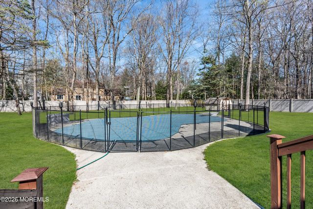 211 Yale Drive, Lincroft, NJ 07738