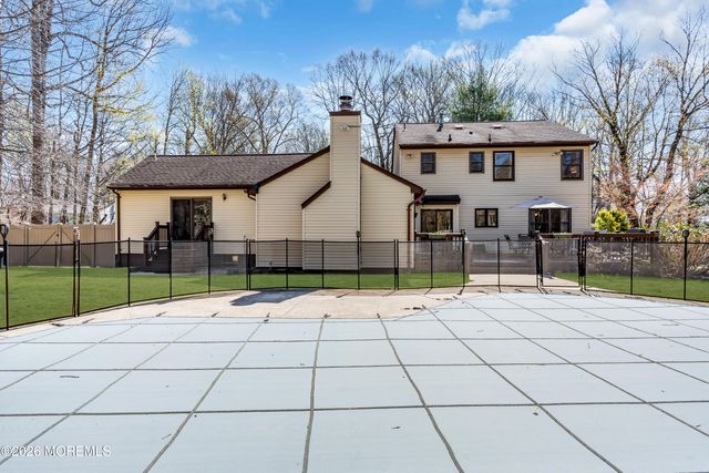 211 Yale Drive, Lincroft, NJ 07738