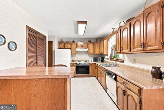 2994 Glen Haven Drive, Gainesville, GA 30504