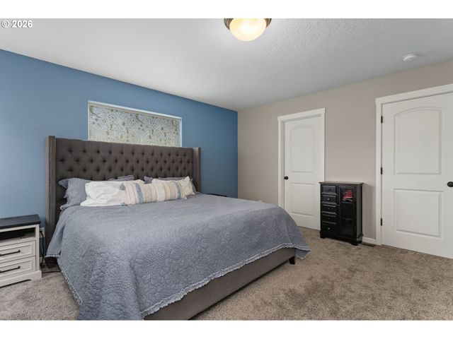 1104 Nw 3RD Ct, Battle Ground, WA 98604