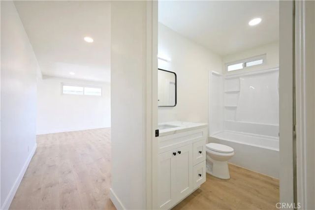 4197 Farquhar Avenue, Los Alamitos, CA 90720