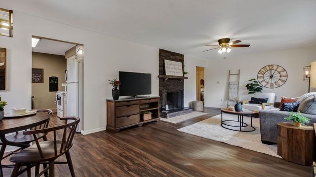 2137 14th Street, Eau Claire, WI 54703