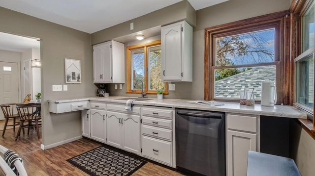 2137 14th Street, Eau Claire, WI 54703