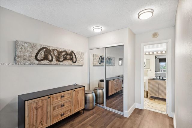 1020 Meridian Ave 403, Miami Beach, FL 33139