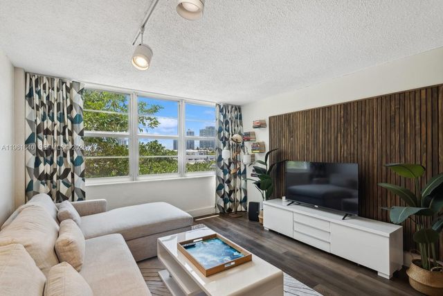 1020 Meridian Ave 403, Miami Beach, FL 33139