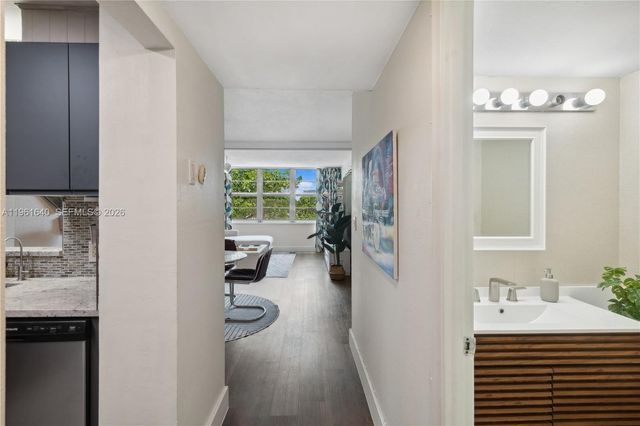 1020 Meridian Ave 403, Miami Beach, FL 33139