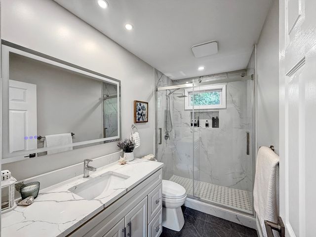 190 W Plain St, Wayland, MA 01778