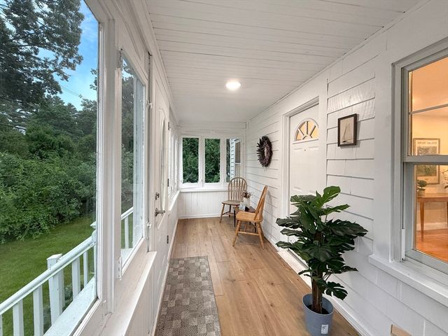 190 W Plain St, Wayland, MA 01778