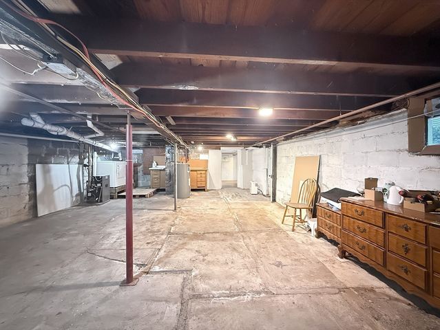 190 W Plain St, Wayland, MA 01778