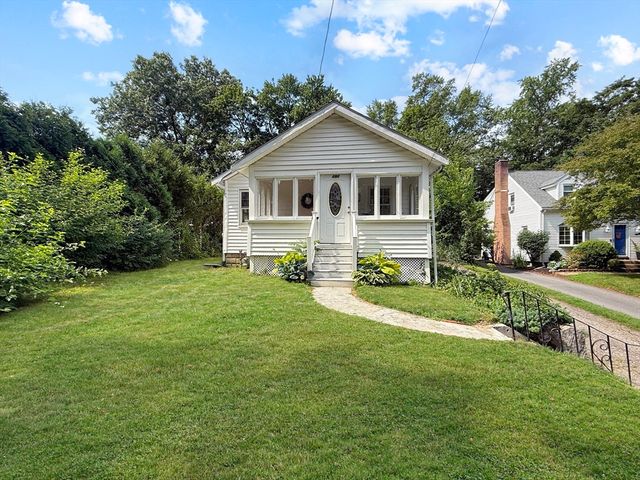 190 W Plain St, Wayland, MA 01778