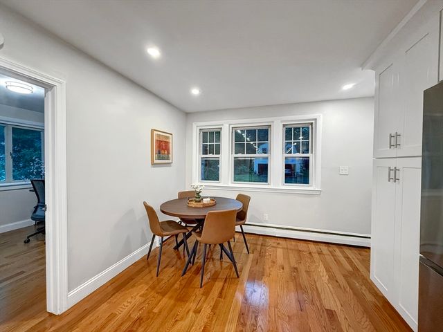 190 W Plain St, Wayland, MA 01778