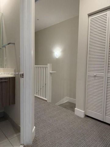 10270 NW 66th St 110, Doral, FL 33178