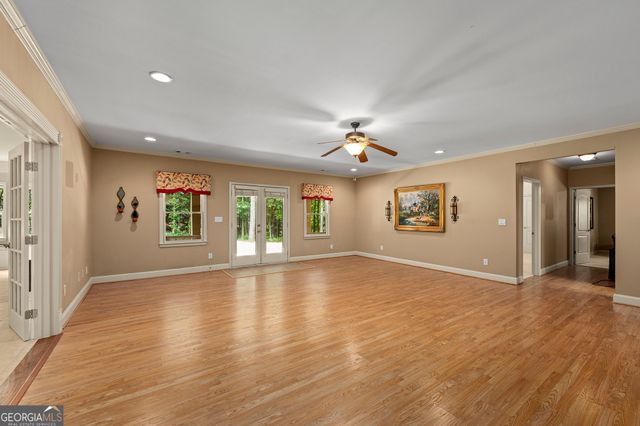 211 Arbor Green Run, Alpharetta, GA 30004