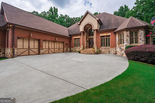 211 Arbor Green Run, Alpharetta, GA 30004