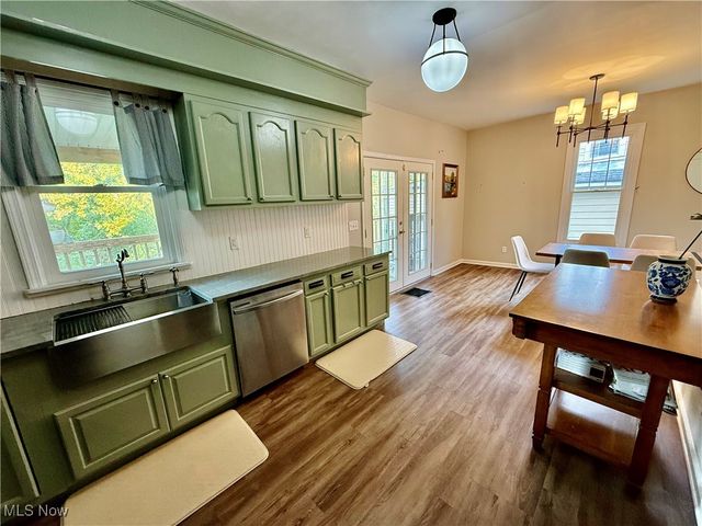 1206 Foster Avenue, Cambridge, OH 43725