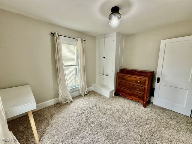 1206 Foster Avenue, Cambridge, OH 43725