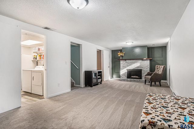 2815 E Klondike Trl Trail, Sioux Falls, SD 57103