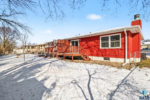 2815 E Klondike Trl Trail, Sioux Falls, SD 57103