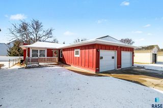 2815 E Klondike Trl Trail, Sioux Falls, SD 57103