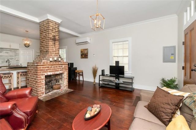 1054 Elmira Street, Mobile, AL 36604