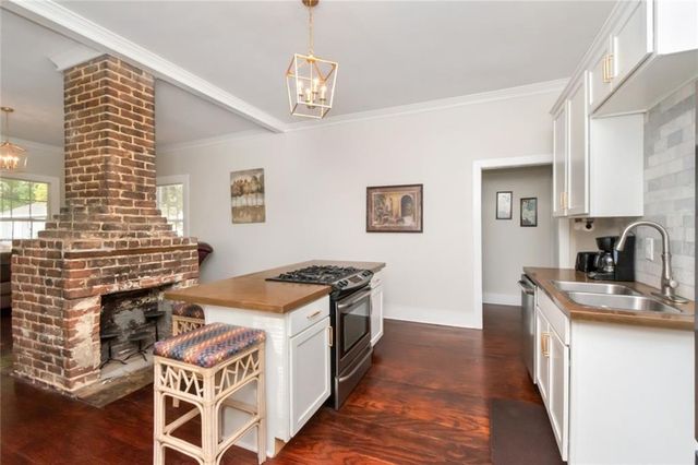 1054 Elmira Street, Mobile, AL 36604