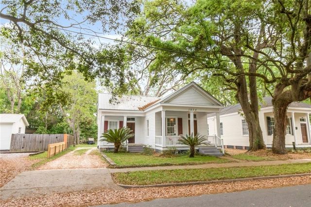 1054 Elmira Street, Mobile, AL 36604