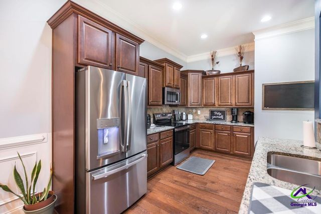 315 Devon Court, Warner Robins, GA 31088