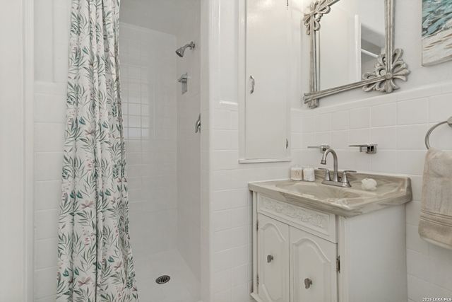 350 SPRINGWOOD LN, San Antonio, TX 78216
