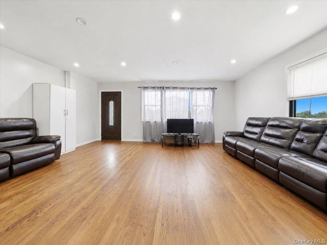 23515 Bentley Road, Rosedale, NY 11422