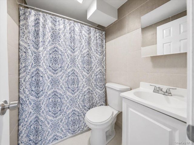 23515 Bentley Road, Rosedale, NY 11422