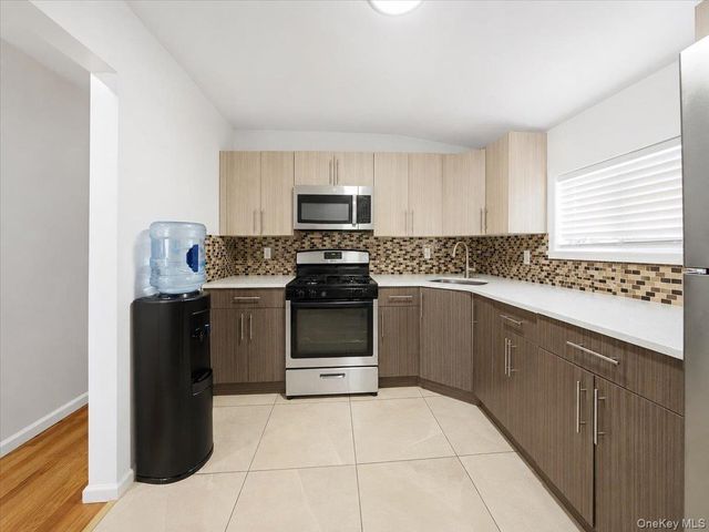 23515 Bentley Road, Rosedale, NY 11422